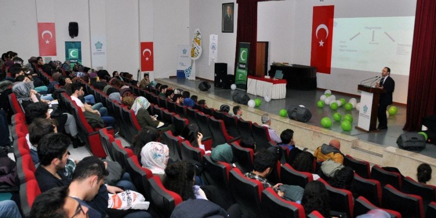 NEÜ’de Bağımlılığın Biyolojisi konferansı düzenlendi