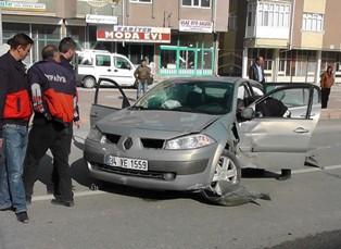 Kulu'da trafik kazası: 3 yaralı