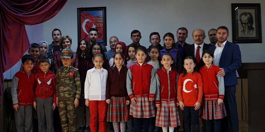 Derebucak'ta "İstiklal Marşı'nı Güzel Okuma Yarışması"