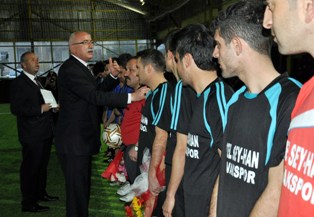 Seydişehir'de halı saha turnuvası