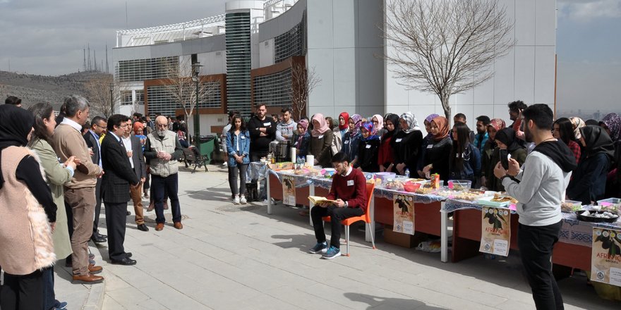 NEÜ’de Afrin’deki Mehmetçikler için kermes