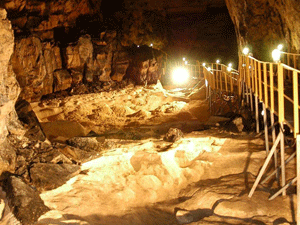 Tınaztepe Mağarası sezonu açtı