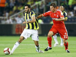 Fener liderliğini korudu