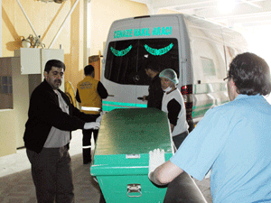 Esad’ın bombası hamile kadını öldürdü
