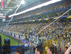 Fenerbahçe taraftarı ayaklandı