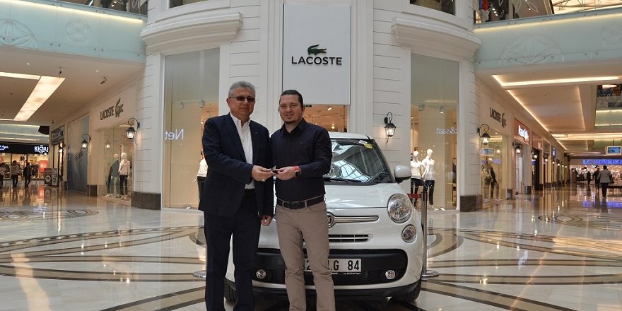 Fiat 500 L talihlisi otomobiline kavuştu