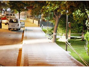 Şüpheli paket fünye ile patlatıldı