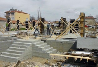 18 bin TL değerinde kalıp çalındı