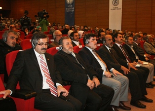 Batı kontrolü ele geçirdi