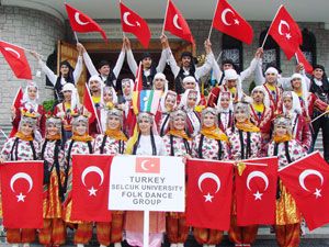SÜHOT Atina'da gösteriye hazırlanıyor 