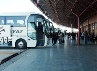 YHT seferleri otobüsleri boşalttı