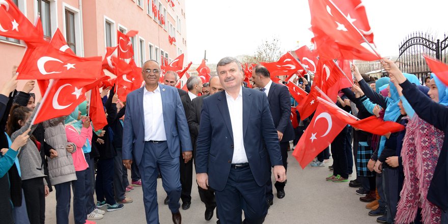 Başkan Akyürek: ”İstikametiniz hep doğru olsun”