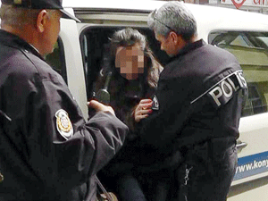 Arkadaşlarına sms atıp intihar girişiminde bulundu