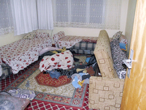 Hırsız kumbaradaki bisiklet parasını çaldı