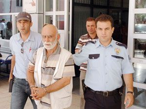 Yaşlı yankesicilik zanlısı yakalandı