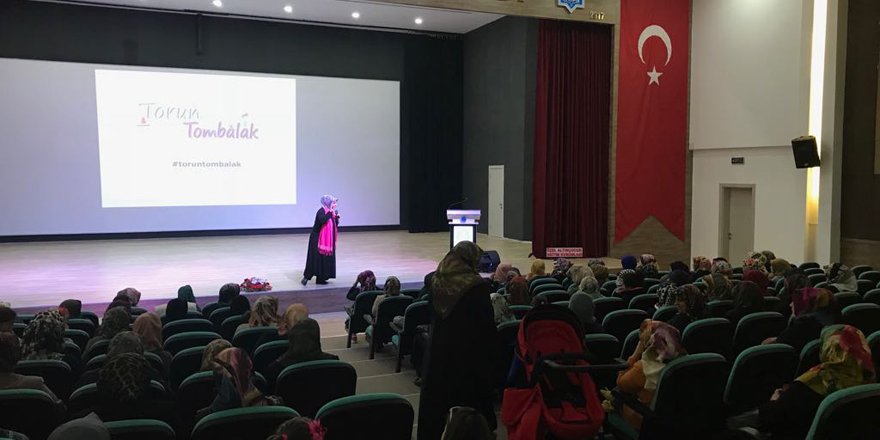 Beyşehir'de "Bilişim Çağında Hayırlı Evlat Yetiştirmek" konferansı