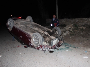 Otomobil takla attı: 2 yaralı