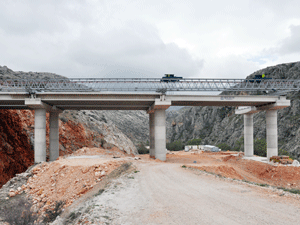 Beyşehir Yolu'nda çalışmalar devam ediyor