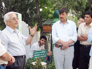 Kültür adamı Lütfi İkiz dualarla anıldı