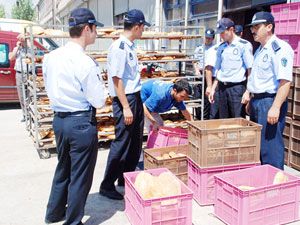 Zabıta düşük gramajlı ekmeklere el koydu