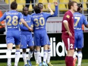 Chelsea yarı finalde