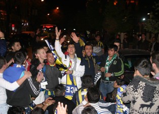 Konya'da yarı final kutlamaları