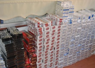 Kulu'da 3 bin 460 paket kaçak sigara ele geçirildi