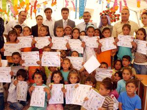 Çadır ana sınıfında karne heyecanı