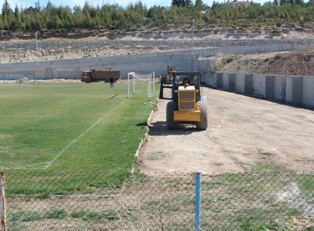 Beyşehir stadı tribünlerinin üzeri kapatılıyor