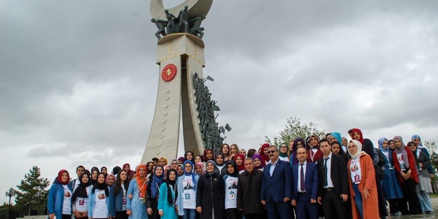 Meram Belediyesi öğrencileri Cumhurbaşkanı Erdoğan ile görüştürdü