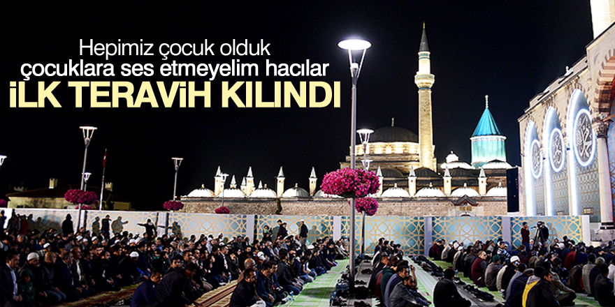 Konya’da vatandaşlar ilk teravih namazı için camilere akın etti