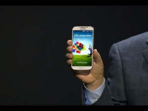 Samsung Galaxy S4 Ön Satışta!