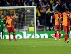 Galatasaray Cuma günleri kazanamıyor