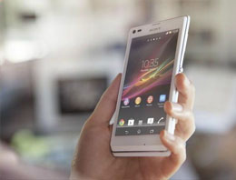 Xperia SP ön siparişleri başladı