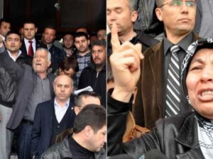 Akil İnsanlar apar topar kaçtı!