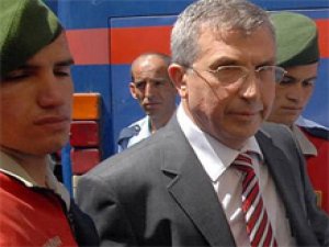 'O kasetler Emniyet'ten'