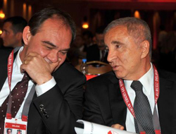 Ünal Aysal destek için Portekiz'e gidiyor