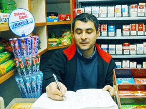 Defteri kabaran Bakkal Amca kredi bekliyor