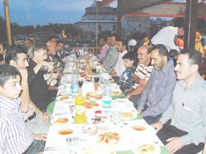 Esnaflardan örnek davranış