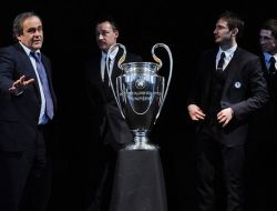 Uefa Şampiyonlar Ligi Kupası Londra'da