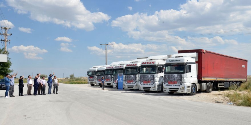 Konya'dan, Halep'e 7 tır un gönderildi