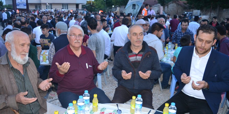Şaban Topal iftar programı düzenledi