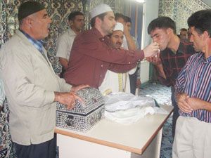 Sakal-ı Şerif, Emirgazi'de ziyarete açıldı