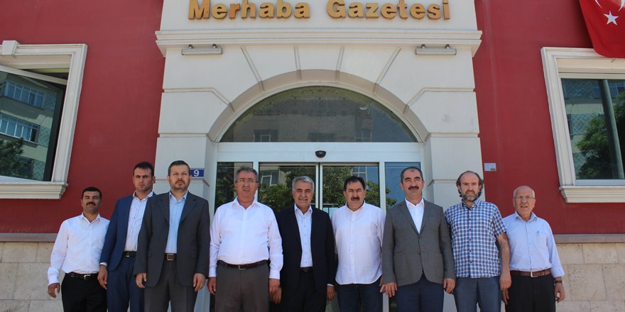 Ağralı'dan Merhaba Gazetesi'ne ziyaret