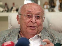 Süleyman Demirel'den Milli Merkez'e destek