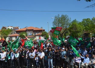 Peygamber sevdası meydanlara taştı