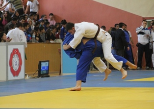 Judoda şampiyona heyecanı  sona erdi