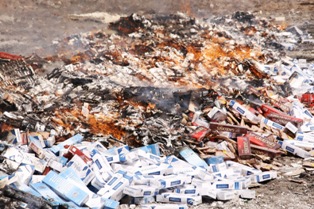 400 bin paket kaçak sigara imha edildi