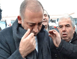 CHP’li Karakaş: Polis ağzımıza biber gazı sıktı!
