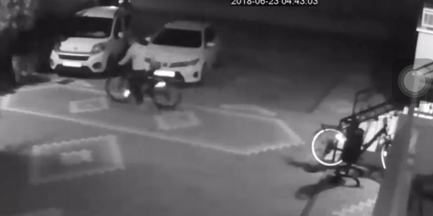 Bisiklet çalan 3 şüpheli güvenlik kamerasında